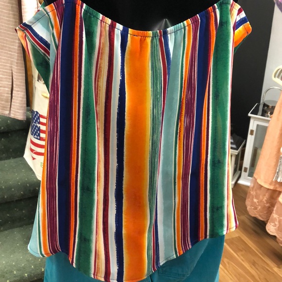 Blouse - Picture 2 of 2